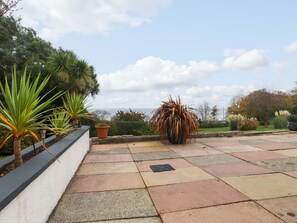 Property grounds - Summer Room, Llanbedrog, Wales (Pwllheli)