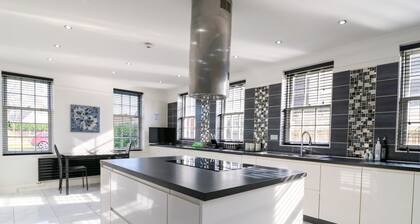 Maisonwyck, Canvey Island