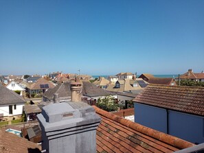House, 3 Bedrooms, Balcony, Garden View | Exterior - Otter's Holt - Dog Friendly - Close to Beach (Pevensey)