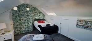 House, 3 Bedrooms, Balcony, Garden View - Otter's Holt - Dog Friendly - Close to Beach (Pevensey)