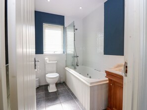 Shower - Sunset Cottage, Craignure, Isle Of Mull (Isle of Mull)