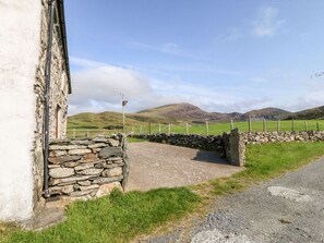 Property grounds - Eiriniog 2 near Tremadog Wales (Garndolbenmaen)