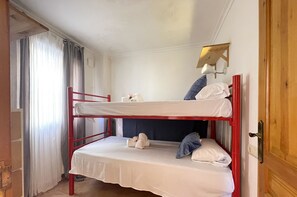 2 bedrooms, iron/ironing board, free WiFi, bed sheets - Bungalow with stunning mountain views - SASKIA (Benitachell)