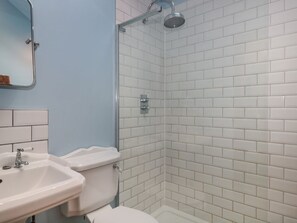 Shower - The Cart Shed, Yeovil, Somerset (Yeovil)