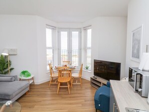 Living area - Glenholme Apartment 3, Redcar (Redcar)