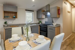 Private kitchen - Enjoy a Relaxing Stay at Marton Mere 17890 (Blackpool)