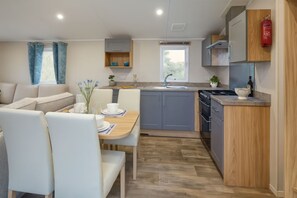 Private kitchen - Enjoy a Relaxing Stay at Marton Mere 17890 (Blackpool)