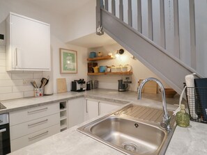 Private kitchen - Charming The Kiln in Colmworth (Bedford)