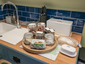 Dishwasher - Golden Valley View, Stroud (Stroud)