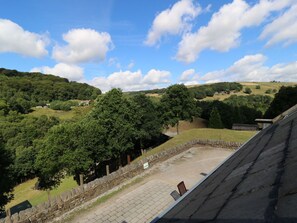 Property grounds - Cragg Hall View, Cragg Vale (Hebden Bridge)