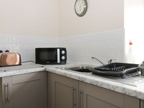 Dishwasher, high chair - Daisy Nook, Withernsea (Hull)