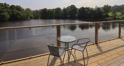 Otters Cove lies near Belford.