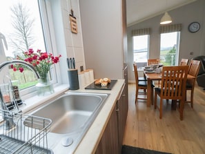 Dishwasher, highchair - Holly Lodge, Caerwys (Holywell)