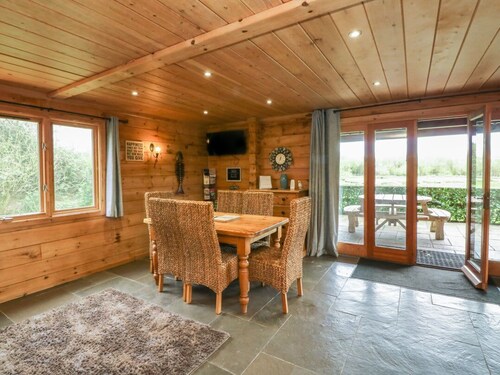 Aspen Retreat in Dolton, Devon