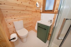 Shower - Glamping Pod 1 Comfort, 1 bed. (Scarborough)