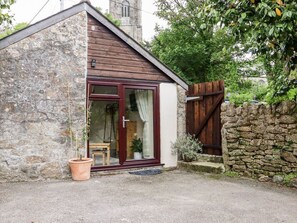 Exterior - Lannlyvri Lodge, Lostwithiel (Bodmin)