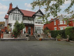 Exterior - The Magnolia, Rhos-On-Sea (Colwyn Bay)