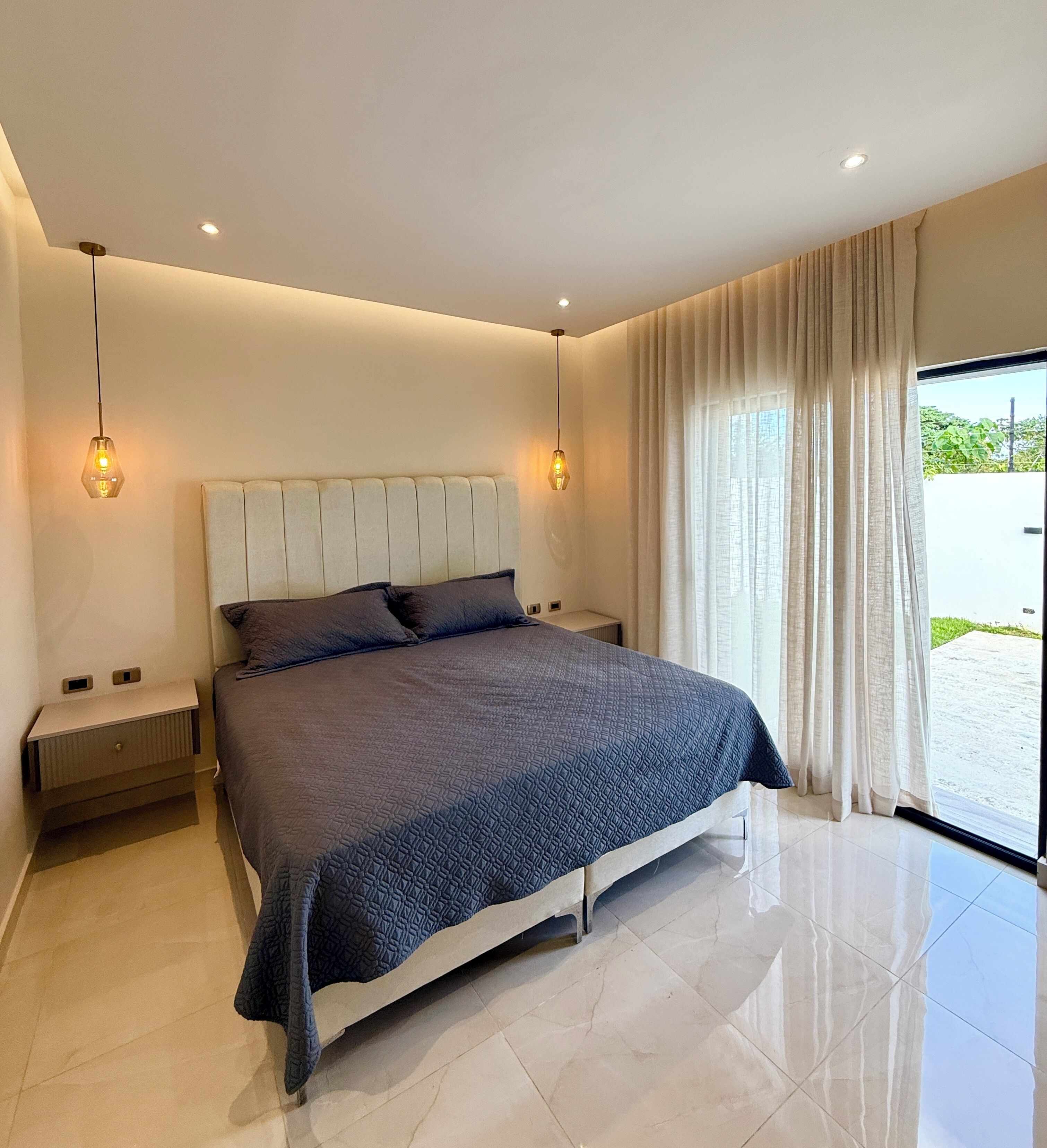 2 bedrooms