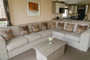 Living area - Whitehouse Leisure Park - 19057, Abergele (Towyn, Abergele)