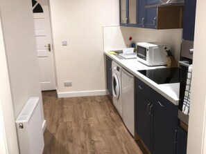 Private kitchen - 2 Lower Kessock Street, Inverness (Inverness)