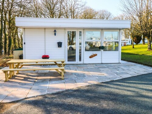 DRIFTWOOD, open-plan, Pembrokeshire Coast