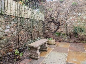 Terrace/patio - Rose Cottage, Wellington (Wellington)