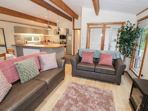 Living area - Birch Lodge, Abbots Bromley (Rugeley)