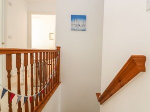 Interior - Strawberry Cottage, Penryn (Penryn)