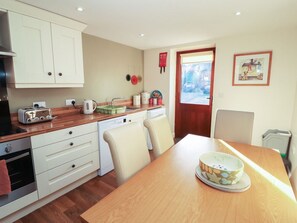 Private kitchen - The Old Grainstore, Bolton Low Houses (Wigton)