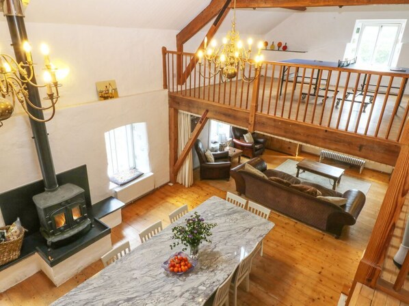 Interior - Felin: Three Floors with Welsh Charm (Llanfairpwllgwyngyll)