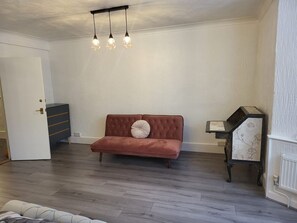 Living area - Florence Beach House, Somerset (Weston-super-Mare)