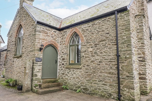 Flagstaff Cottage
