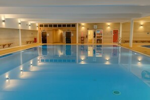 Pool - Freshwater Beach Holiday Park - Family Fun Awaits (Burton Bradstock)