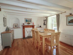 Dining - Blowing House Cottage, Perranporth (Perranporth)