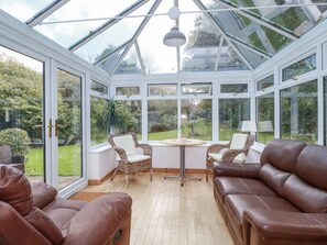 Interior - Blowing House Cottage, Perranporth (Perranporth)