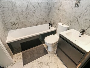 Shower - 489 New Hey Road, Huddersfield (Salendine Nook)