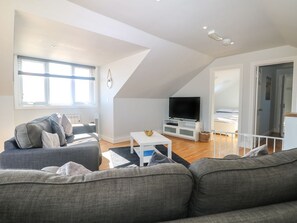 Living area - Charming Sandunes 2 Retreat in Camber (Rye)
