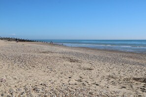 Beach nearby - Charming Sandunes 2 Retreat in Camber (Rye)