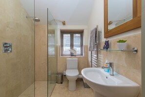 Shower - Stable Loft, Watergate Bay (Newquay)