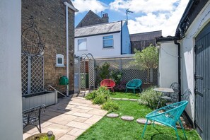 Terrace/patio - 132 Pakefield Street, Pakefield (Lowestoft)