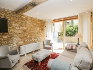 Living area - The Barn, Colerne, Wiltshire (Chippenham)