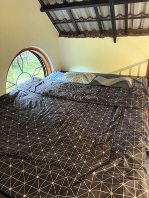 Internet, bed sheets