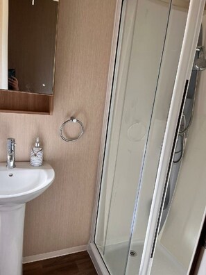 Shower - Eastgate Caravan Park Retreat (Ingoldmells)
