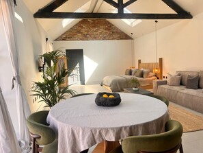 Dining - Charming Wabi in Gembling, Yorkshire (Driffield)