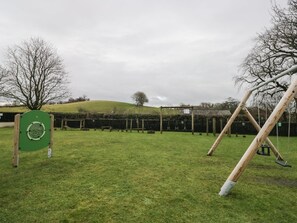 Children’s area - 6 Swan House, Tewitfield (Carnforth)