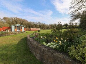 Property grounds - North Studdock Cottage, Pembroke (Pembroke)