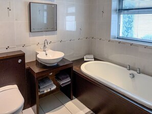 Shower - The Gables Penthouse in Dorset (Poole)