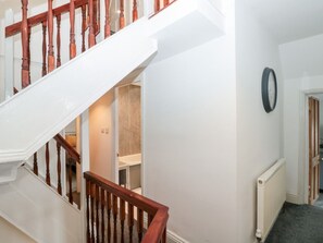 Interior - Castle Manor is in Scarborough (Scarborough)
