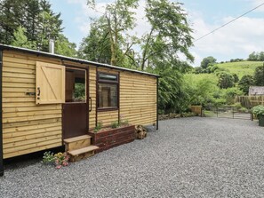 Exterior - The Hamper, Carmarthen (Carmarthen)