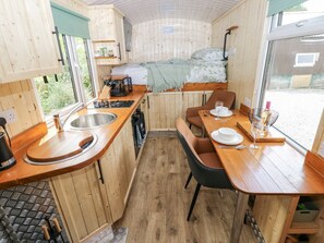 Private kitchen - The Hamper, Carmarthen (Carmarthen)